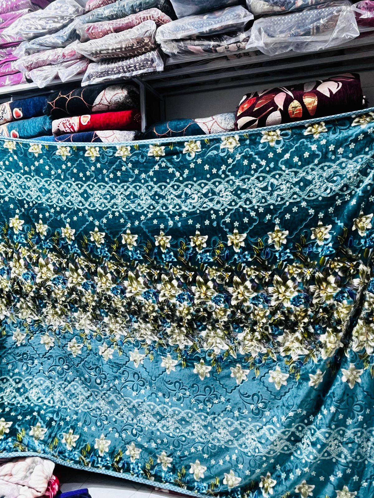 SunSHine Fleece blanket