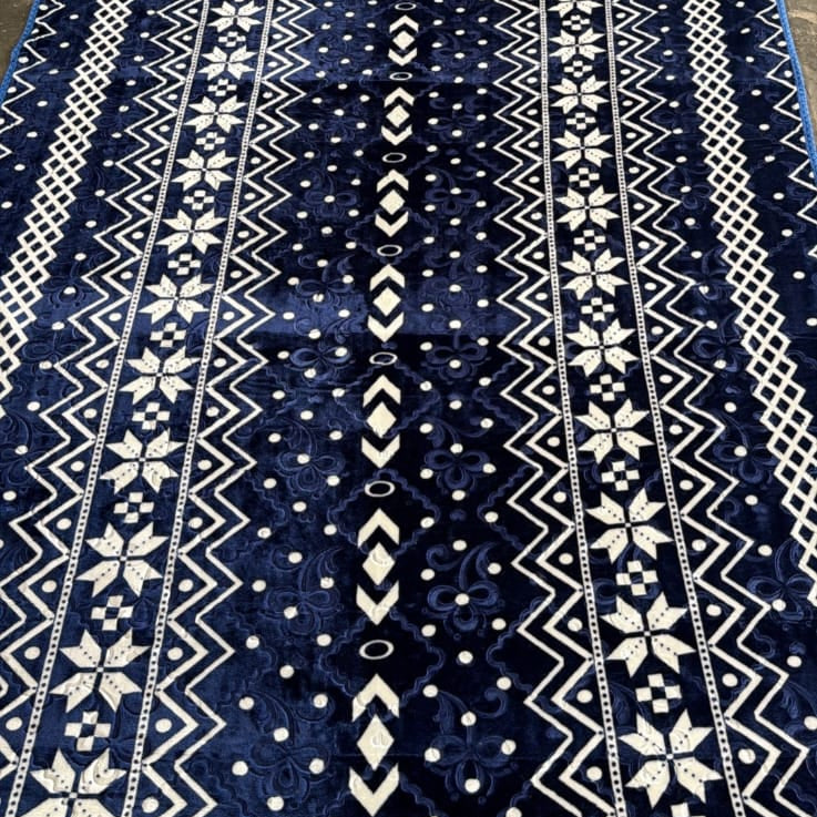 SunSHine Fleece blanket
